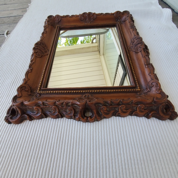 Vintage Mirror 18"x15" Brown Wood Look Heavy Plastic Resin Frame Ornate - Picture 9 of 11